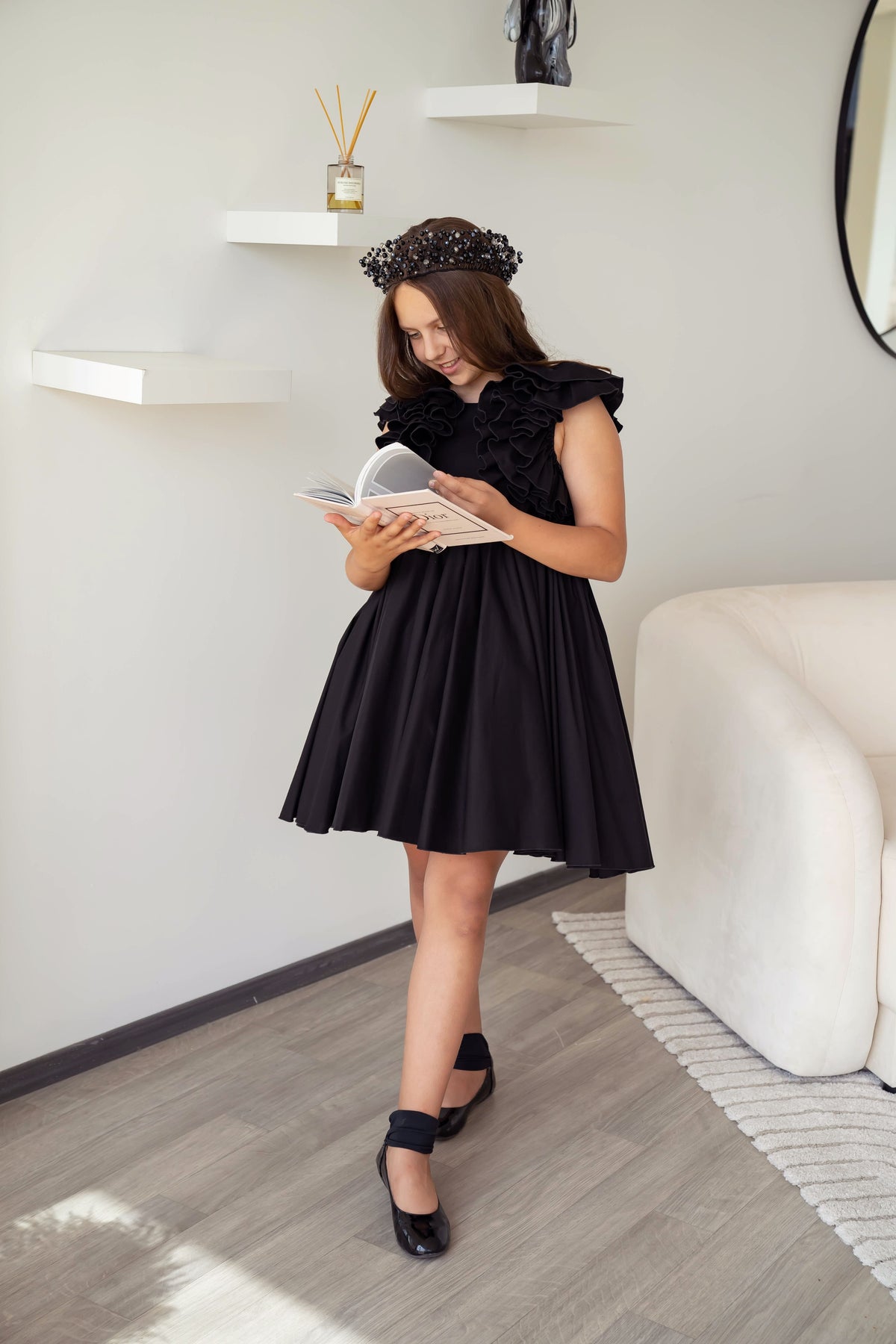 NUNZIA CORINNA kleita